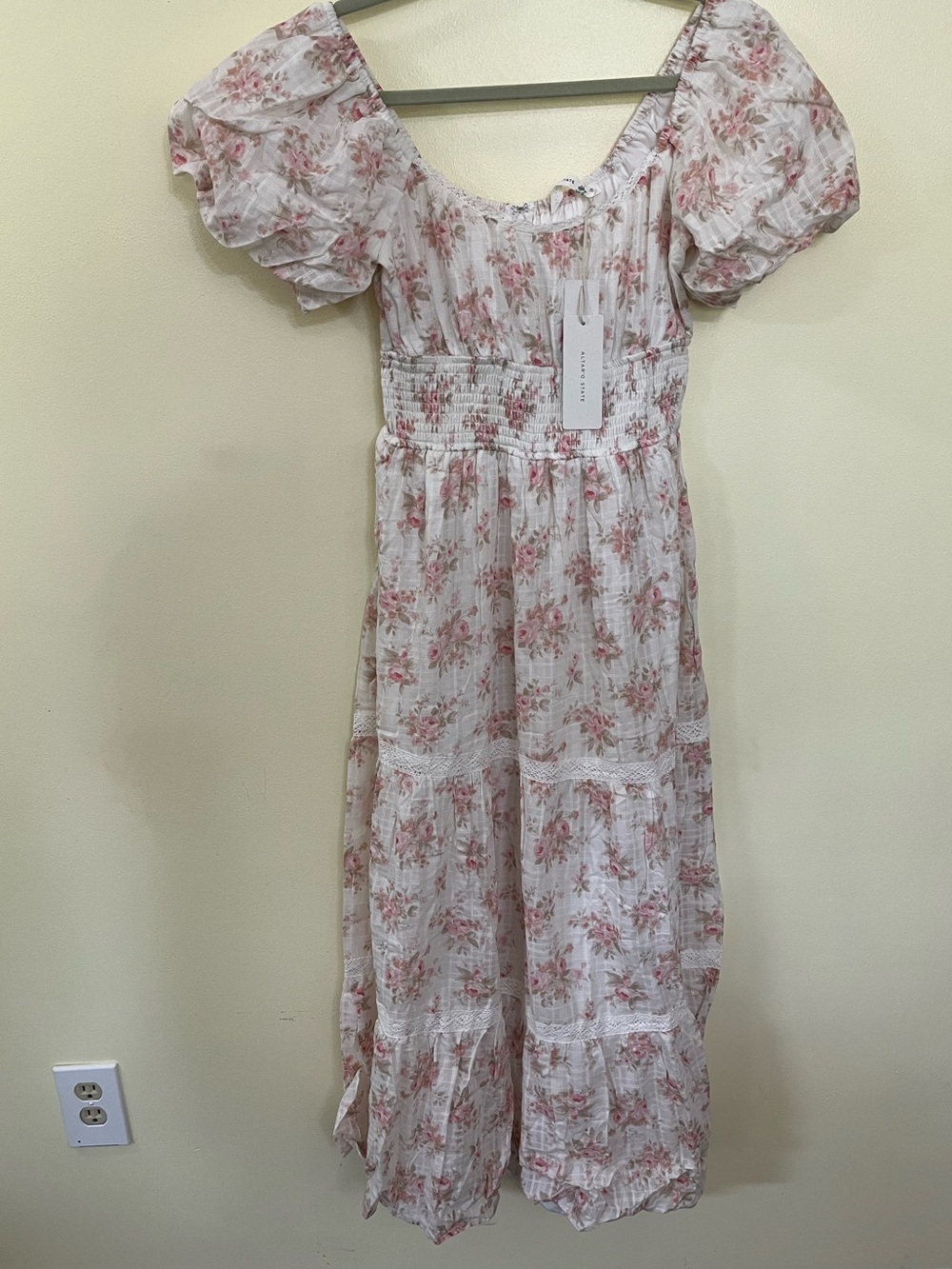 NEW Altar’d State Margaret Floral Maxi Dress Size Small Available NWT - Picture 7 of 10